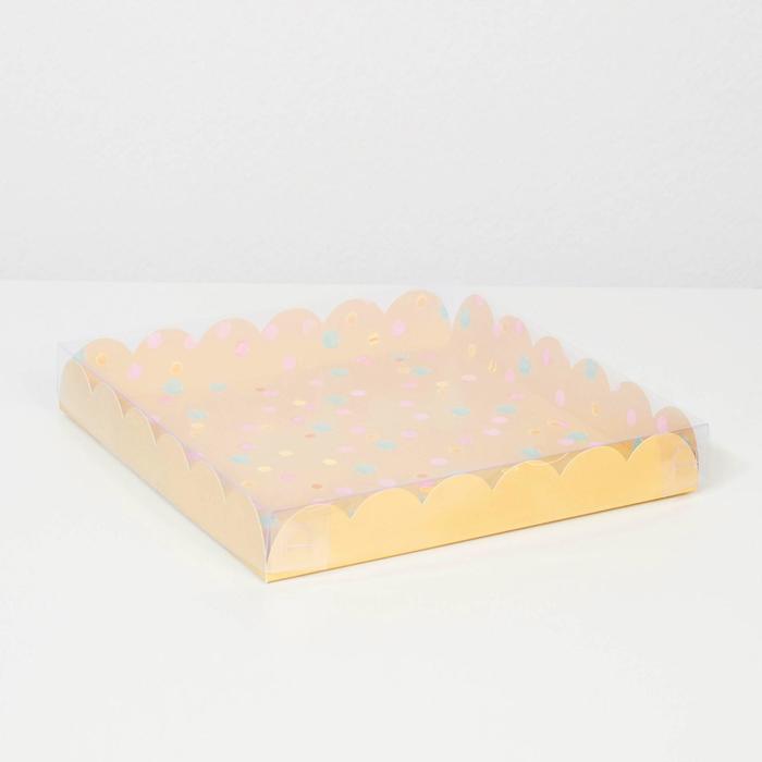 Коробка для кондитерских изделий с PVC крышкой «Стильная», 21 × 21 × 3 см - Фото 1