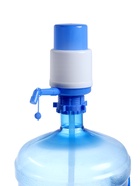 Помпа для воды LuazON, механическая, средняя, под бутыль от 11 до 19 л, голубая - фото 809206305
