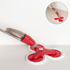 Швабра для мытья пола с распылителем Доляна, 3 насадки из микрофибры, металлическая ручка 122 см, цвет МИКС - Фото 4
