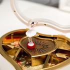 Музыкальная шкатулка механическая «Сердце белое», пластик, 15.5×14×7.5 см - Фото 3