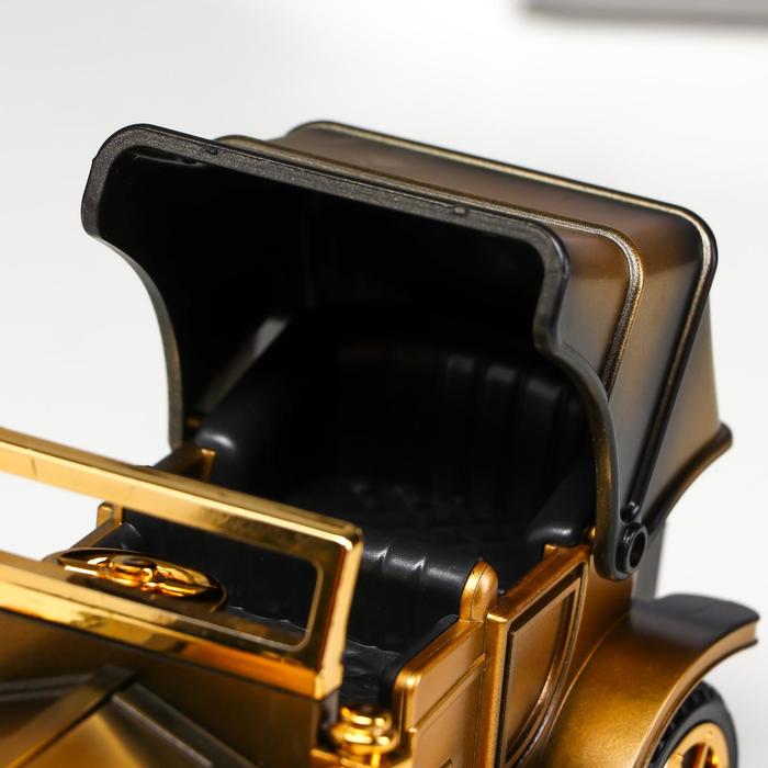 Сувенир музыкальный механический "Кабриолет", двигается 20х8,5х12,5 см - фото 1906824097