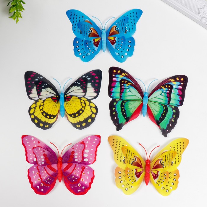 Магнит пластик "Бабочка блестящая" двойные крылышки, МИКС 15х10 см - Фото 1