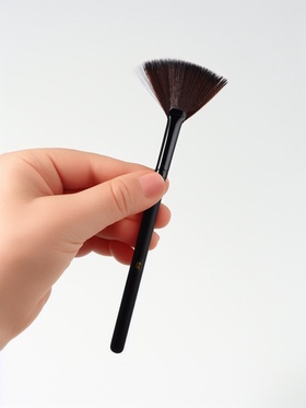 Кисть для макияжа, веерная, 16.5 (±1) см, чёрная (комплект 2 шт)