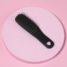 Расчёска-мини массажная, 3,5 × 13,2 см, цвет чёрный - Фото 1
