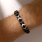 Браслет унисекс «Мощь» геометрия, цвет чёрный с серебром, 22 см - Фото 1