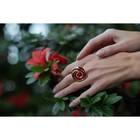 Кольцо "Цветок" роза, цвет красный в золоте, безразмерное - Фото 5