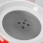 Сервиз чайный керамический на металлической подставке Доляна «Горох»,13 предметов на подставке: 6 чашек 210 мл, 6 блюдец - d=14 см, чайник 950 мл, цвет красный - Фото 4