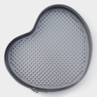 Форма для выпечки Доляна «Элин. Сердце», 28.5×25.5×6.6 см, разъёмная, антипригарное покрытие, серая - Фото 4