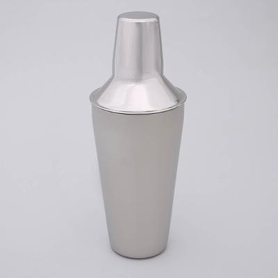 Шейкер, 700 мл