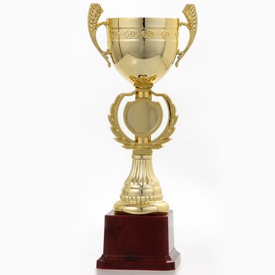 Кубок 081, наградная фигура, золото, подставка пластик, 24.7×9.7×7.5 см