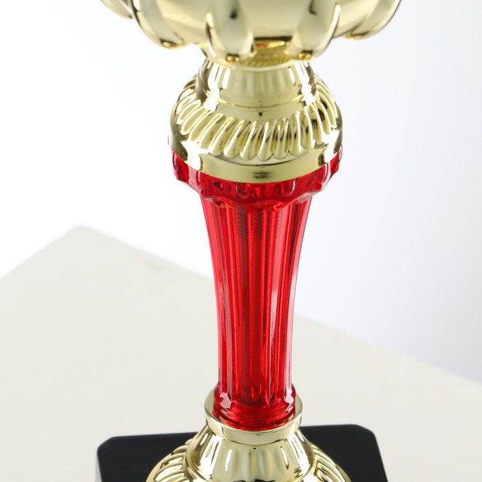Кубок 076С, наградная фигура, золото, подставка пластик, 19 x 7 x 6.5 см. - фото 1908286423