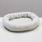 Лежанка меховая "Уют", 50 х 42 х 11 см, молочный - Фото 1