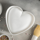 Форма силиконовая для муссовых десертов и выпечки «Сердце», 12,5×16 см, цвет белый - Фото 2