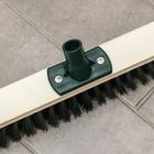 Щётка для подметания пола «Метро», 70×5 см, усиленный угловой резьбовой держатель - Фото 2