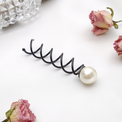 Шпилька для волос «Спираль с жемчужинкой», чёрная