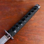 Сувенирное оружие "Катана Хизока" 100 см, клинок 60 см, чёрная, на подставке - фото 8641551