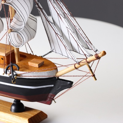 Корабль сувенирный средний «Пилад», борта тёмные, 33х31х5 см