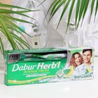 Набор Dabur Herb'l: гель зубной освежающий с мятой и лимоном, 150 г + зубная щётка - фото 24374150