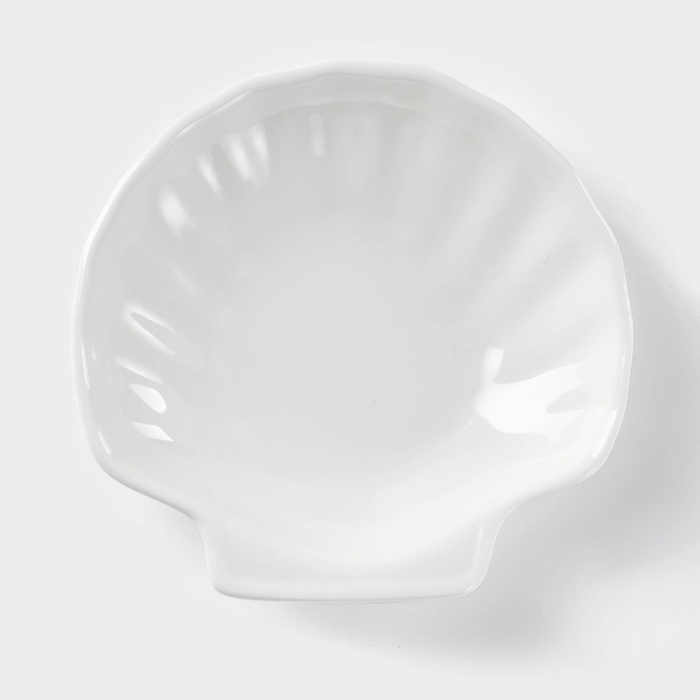 Блюдо-ракушка фарфоровое Wilmax Shelley, d=13 см, белое