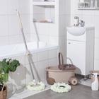 Набор для уборки: ведро на колёсиках с металлической центрифугой 17 л, швабра, запасная насадка из микрофибры, цвет МИКС - Фото 11