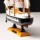 Корабль сувенирный малый «Трёхмачтовый», борта чёрные с белой полосой, паруса белые, 20 × 5 × 19 см - фото 8212681