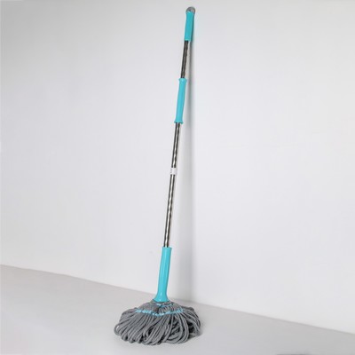 Швабра с отжимом Доляна, насадка из микрофибры 180 гр, стальная ручка 135 см, цвет МИКС
