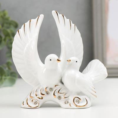Фигурка керамика под фарфор «Белые голуби», стразы, 11.7×6×12.3 см