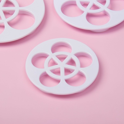 Формы для вырезания теста и мастики Доляна «Цветы», пластик, набор 6 шт., белые