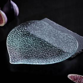 Блюдо стеклянное сервировочное «Акцент. Сердце», 21,5×19,5 см, цвет прозрачный