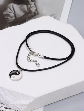 Кулон на шнурке «Инь-ян», чёрно-белый в серебре, 45 см 1699798