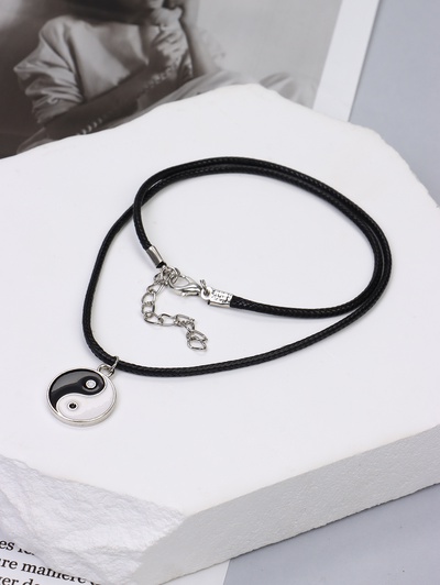 Кулон на шнурке «Инь-ян», чёрно-белый в серебре, 45 см