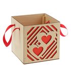 Кашпо деревянное кубическое "Пара сердец", большое, ручка лента, красный - Фото 1
