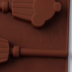 Форма для леденцов Доляна «Кексик», силикон, 25×9,5×1,5 см, 6 ячеек, с палочками, цвет коричневый - Фото 5