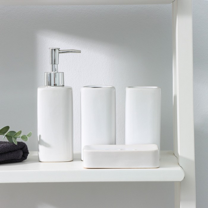Набор аксессуаров для ванной комнаты Доляна «Статика», 4 предмета (дозатор 300 мл, мыльница, 2 стакана), цвет белый - фото 1905393052