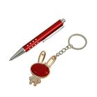 Набор подарочный 2в1 (ручка, брелок «Зайка»), в блистере, красный, 7х12.5 см - Фото 2