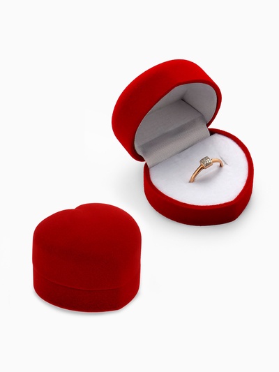 Футляр бархатный под кольцо, серьги «Сердце малое» 4×4.5 см, бордовый