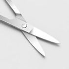 Ножницы маникюрные, загнутые, широкие, 9 см, цвет серебристый - Фото 2