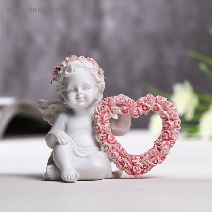 Фигурка полистоун "Ангел с рамкой-сердечком из роз" 6,2х7,6х4 см - Фото 1