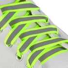 Шнурки для обуви, пара, плоские, со светоотражающей полосой, 10 мм, 70 см, цвет зелёный неоновый - фото 8311269