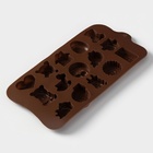 Форма для конфет и шоколада Доляна «Счастье есть», силикон, 21×11×1.5 см, 15 ячеек, коричневый - Фото 4