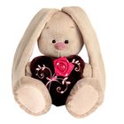 Мягкая игрушка «Зайка Ми» с коричневым сердечком с розочкой, 23 см - Фото 2