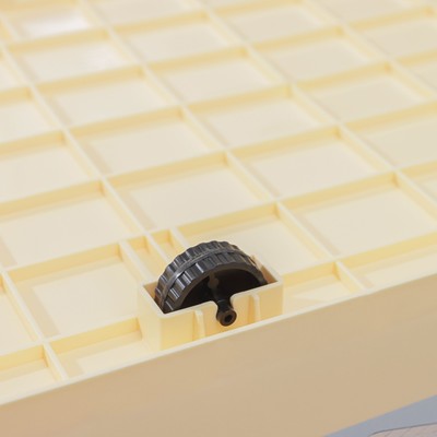 Контейнер для хранения игрушек с крышкой, 50 л, 61×39×32 см, на колёсах, слоновая кость