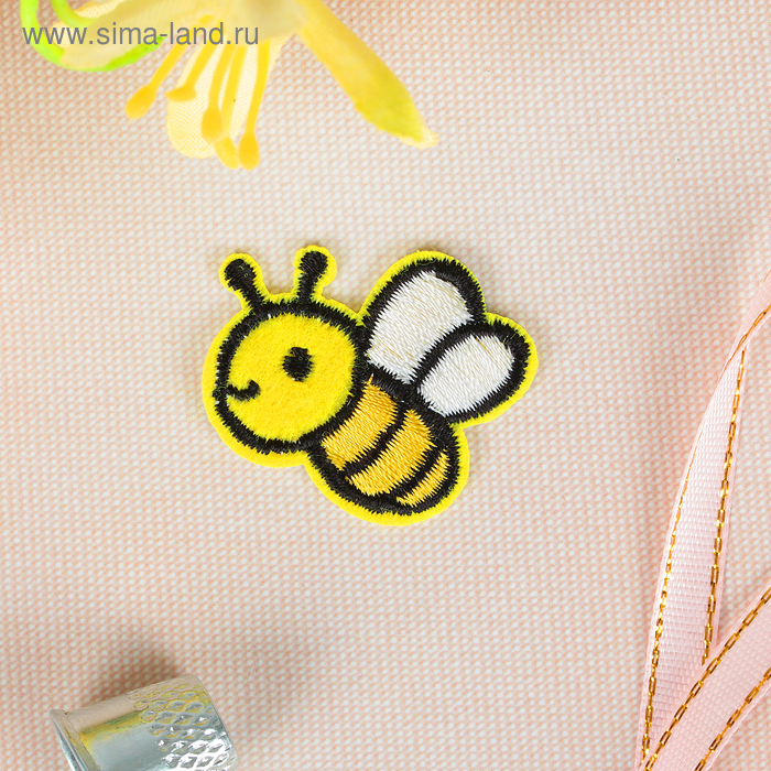 Термоаппликация «Пчёлка», 3,8 × 3 см, цвет жёлтый