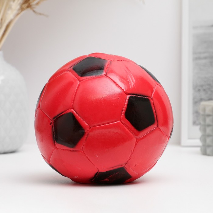 Копилка "Мяч" красно-черный, 14х14х13см - Фото 1
