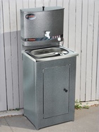 Серебристый