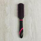 Расчёска массажная с прорезиненной ручкой, прямоугольная, цвет чёрный/розовый - Фото 3