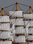 Сувенирная модель корабля «Дания», борта белые, паруса белые с полосами, 65×65×10 см - Фото 9