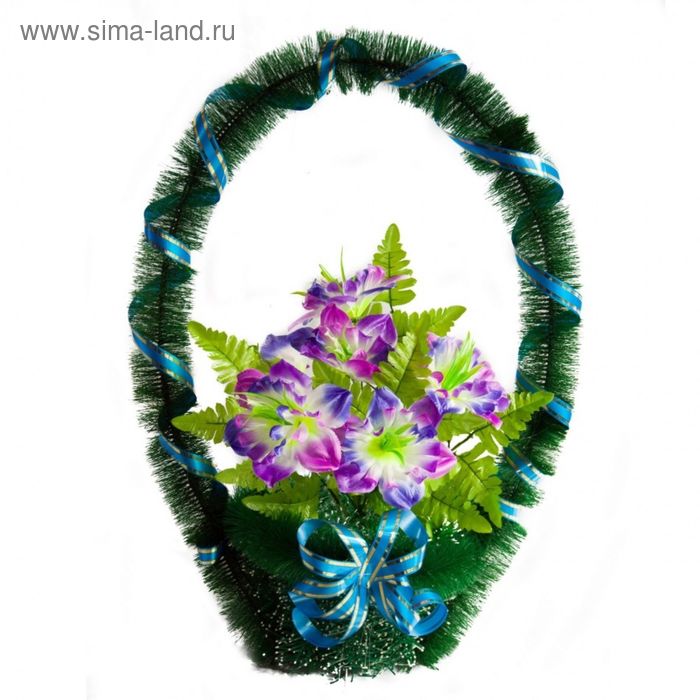 Корзина, сиреневые цветы и синяя лента - Фото 1