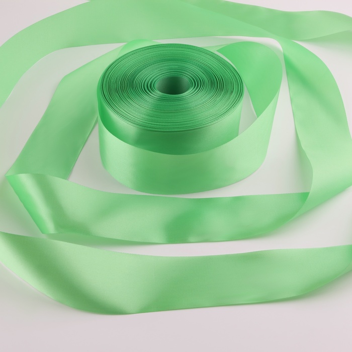 Лента атласная, 50 мм × 100 ± 5 м, цвет светло-зелёный - Фото 1