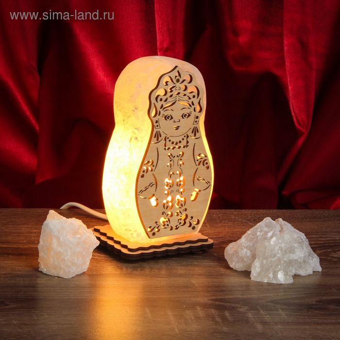 Соляной светильник "Матрешка" малый 16 х 9 х 6 см, деревянный декор, цельный кристалл - Фото 1